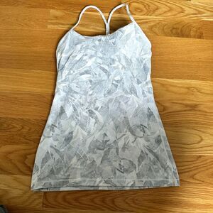Lululemon Grey Padded Tank Top Sz 6